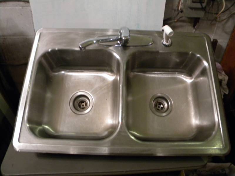 lot 78 image: Kitchen Sink with Hook ups