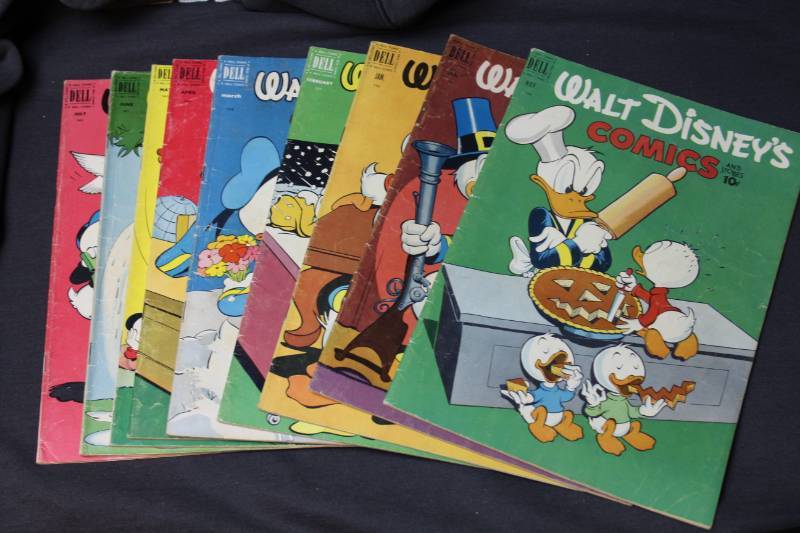 lot 21 image: Dell Walt Disney Comic Books - Nov #134, Dec #135, Jan #136, Feb #137, Mar #138, April #139, May #140, June #141, July #142