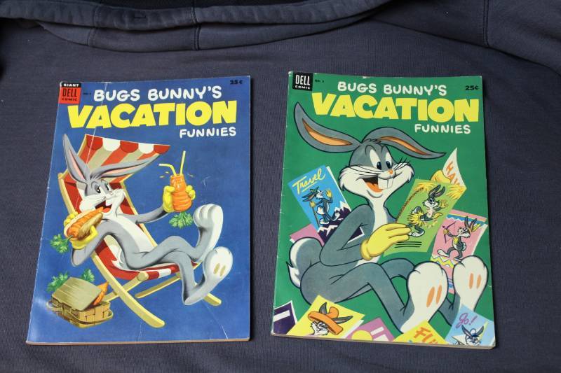 lot 26 image: Dell Bugs Bunnys Vacation Funnies Comic Books #3,4