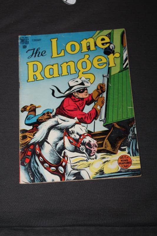 lot 32 image: Dell The Lone Ranger Comic Book - February