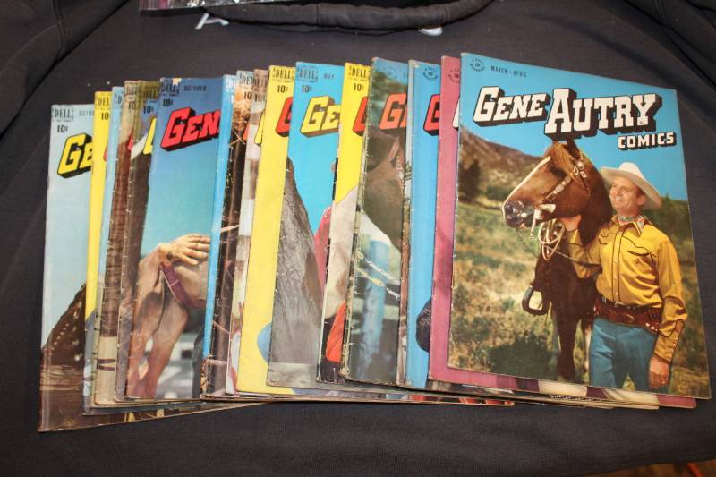 lot 68 image: Dell Gene Autry Comic Books