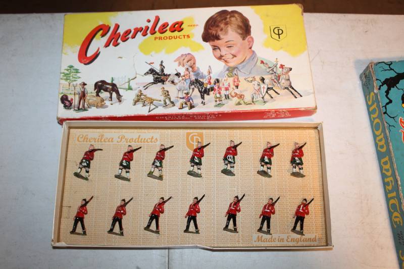 lot 150 image: Cherilea Products Bristish Soldiers