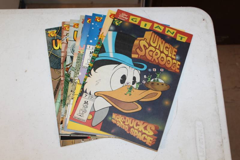 lot 119 image: Dell Walt Disneys Uncle Scrooge #7, Gladstone Walt Disneys Uncle Scrooge #1,2,41,51,29