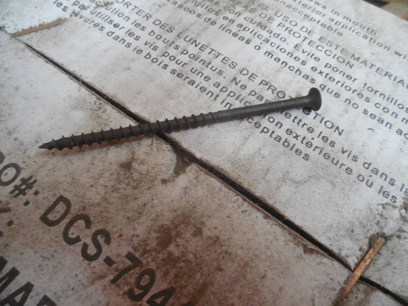 1 BOX OF 1,000 10 X 4 DRYWALL SCREWS