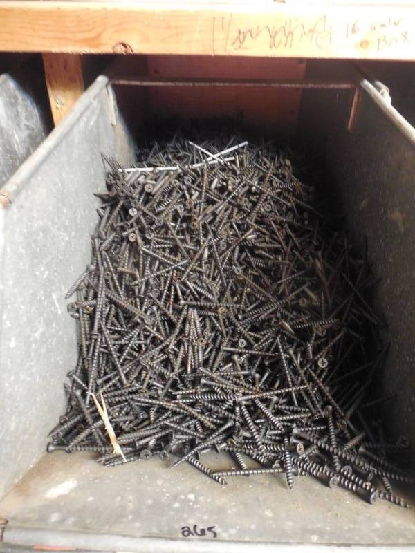 2 12 DRYWALL SCREWS