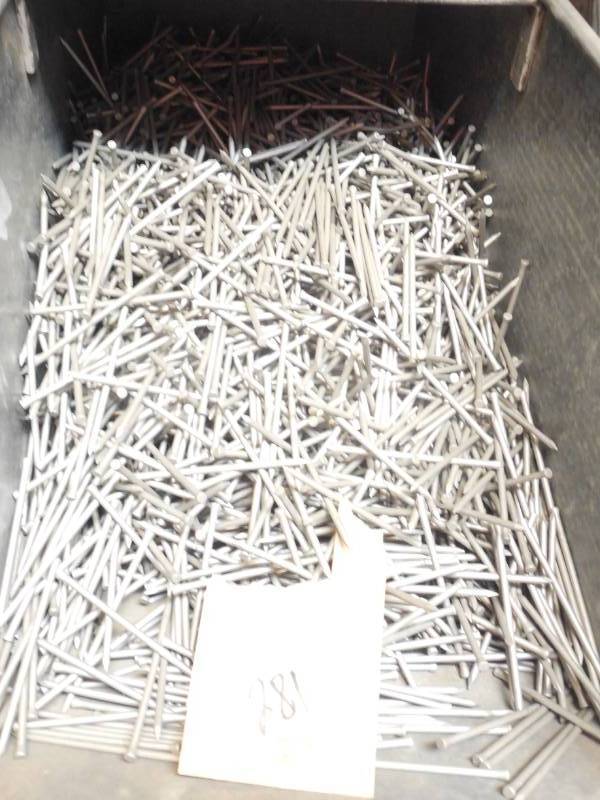 16 D GALVANIZED NAILS