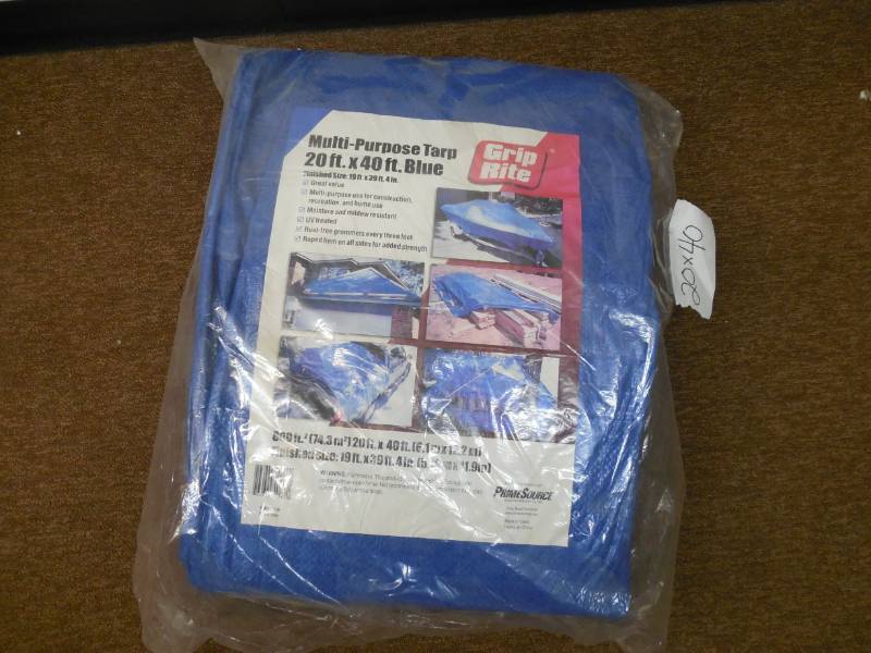 NEW - GRIP RITE 20 X 40 BLUE TARP