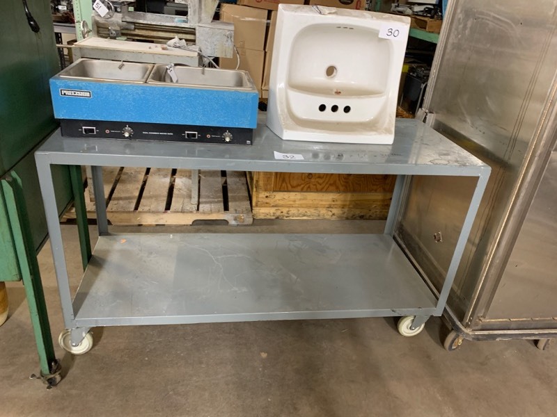 lot 32 image: Steel shop cart