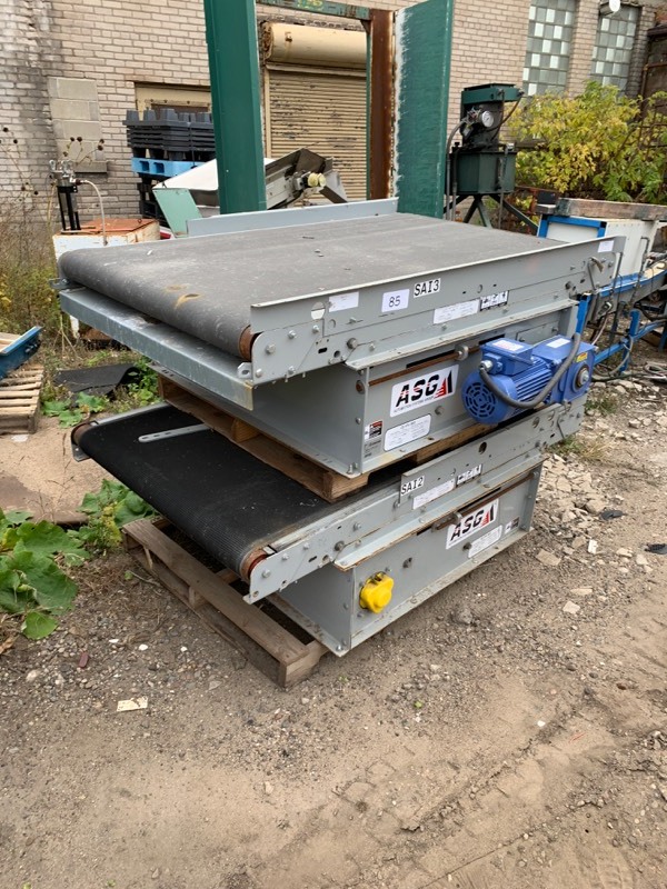 lot 85 image: 2 powered conveyors