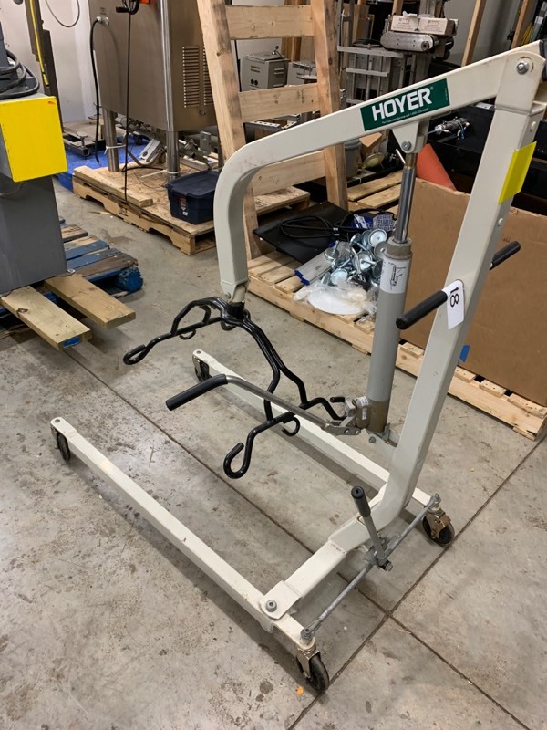 lot 18 image: Patient transfer hoist