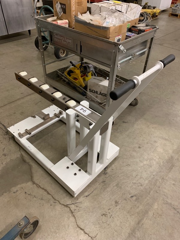lot 94 image: Roll stock cart