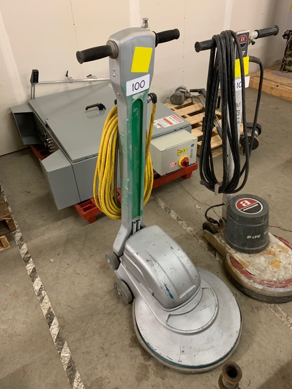lot 100 image: Floor cleaner
