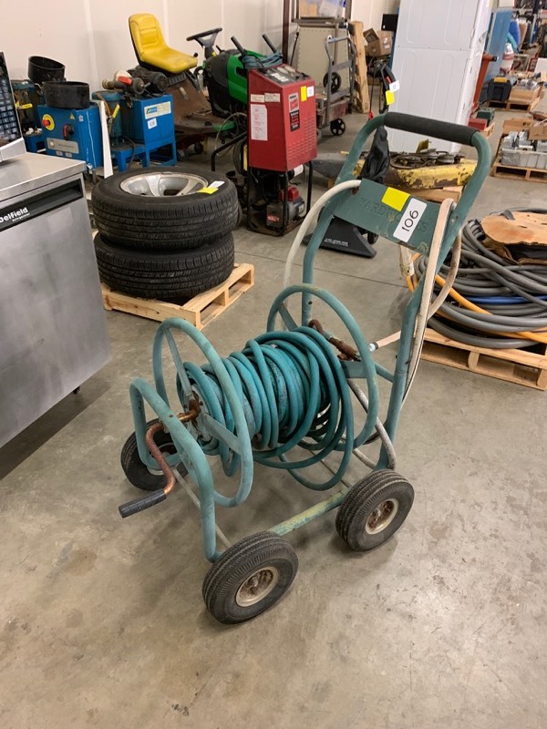 lot 106 image: Heavy duty hose reel
