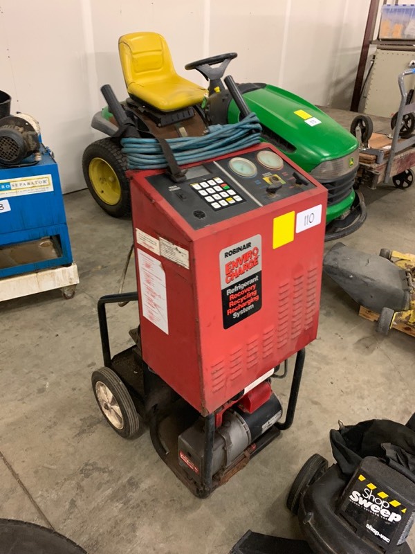 lot 110 image: Refrigerant recovery station