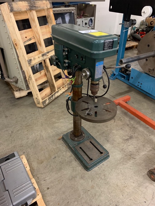 lot 119 image: Bench top drill press