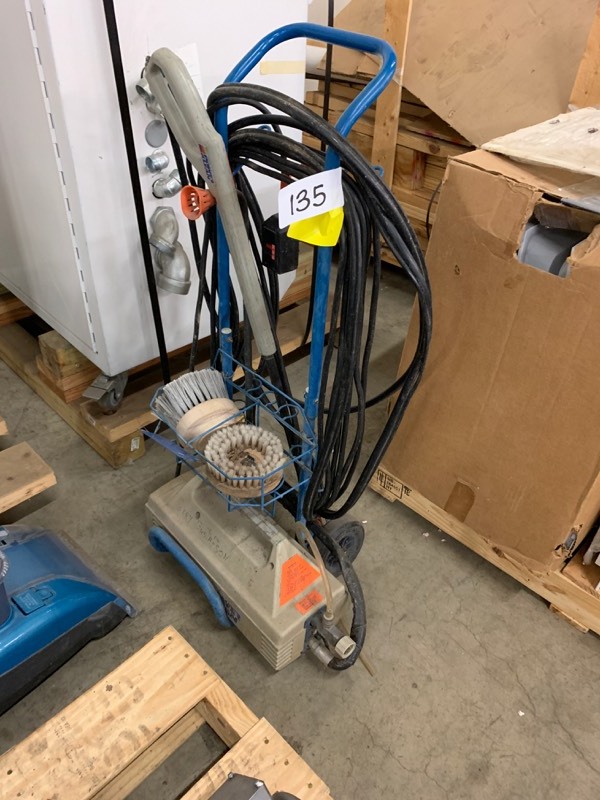 lot 135 image: Electric power washer