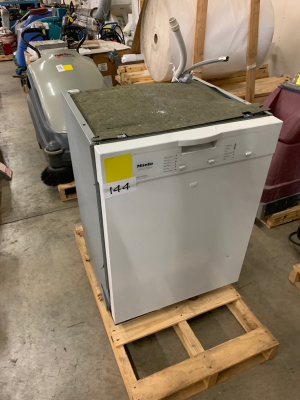 lot 144 image: Dishwasher