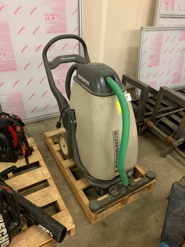 lot 147 image: Advance floor vacuum