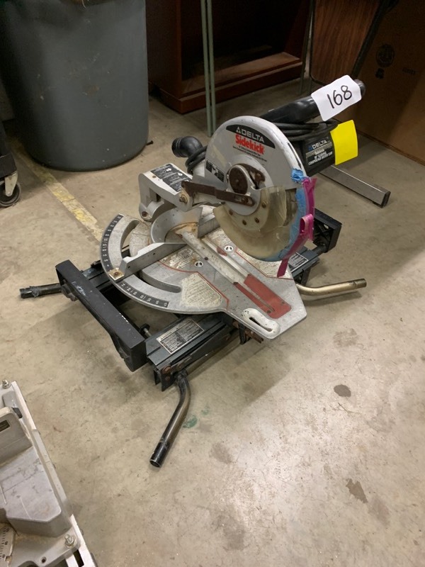 lot 168 image: Sliding compound miter saw