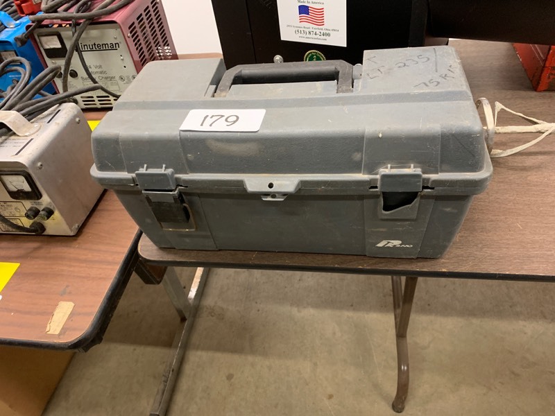 lot 179 image: Tool box with tools