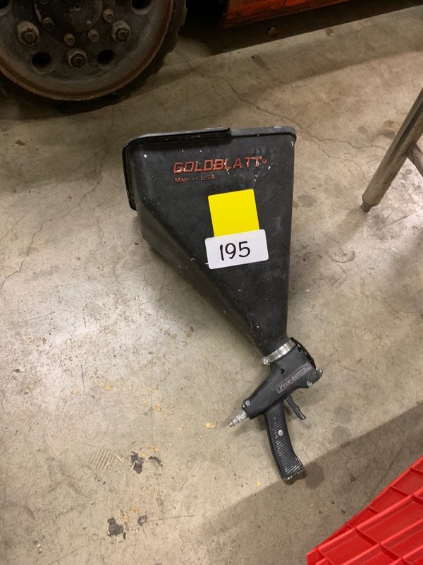 lot 195 image: Texture gun