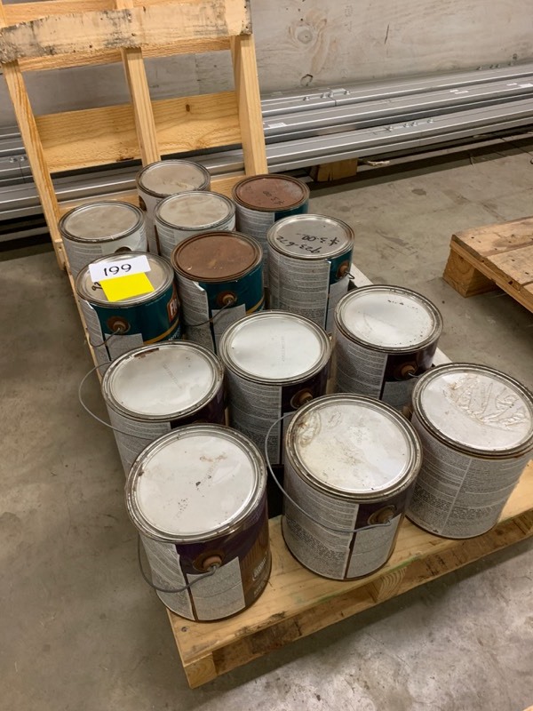 lot 199 image: Lot of exterior wood coating