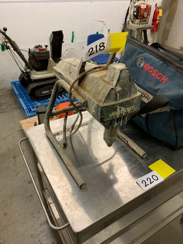 lot 218 image: Airless paint sprayer
