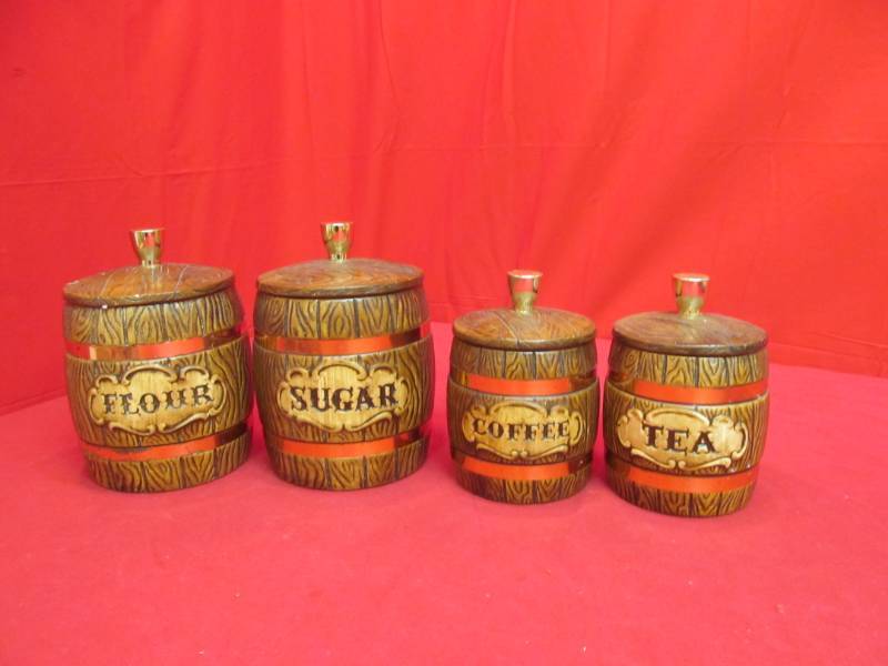 lot 60 image: Treasure craft canister set