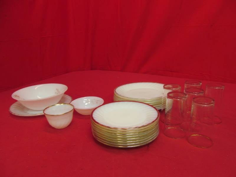 lot 151 image: fire king dishes