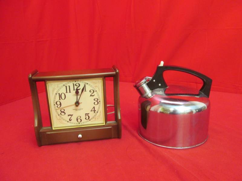 lot 182 image: tea kettle ,West chime clock