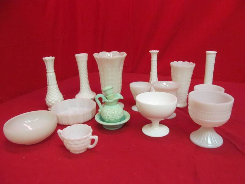 lot 207 image: milk glass