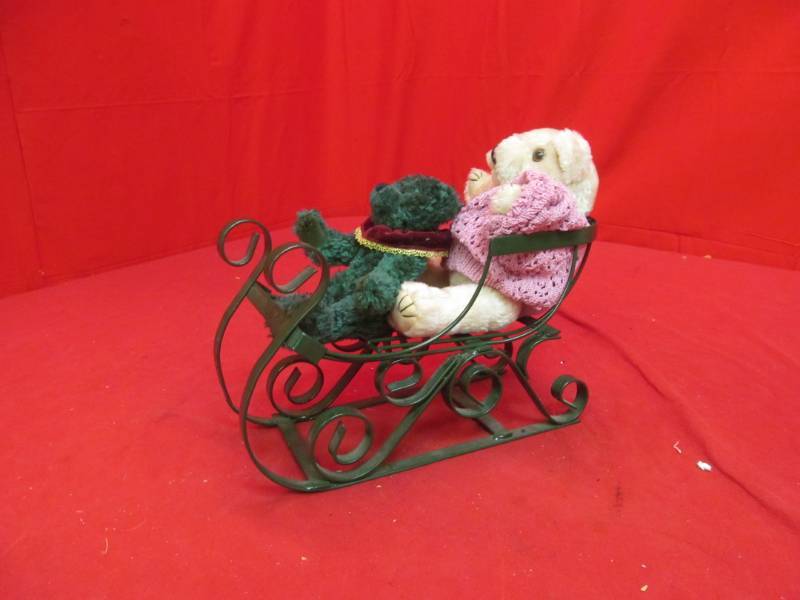 lot 243 image: dcor