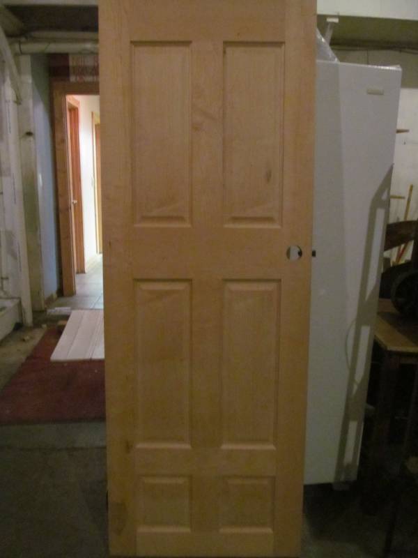 lot 247 image: 28 solid wood door