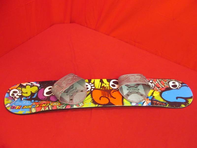 lot 8 image: Free ride snow board