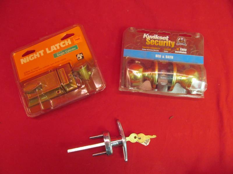 lot 14 image: door latches