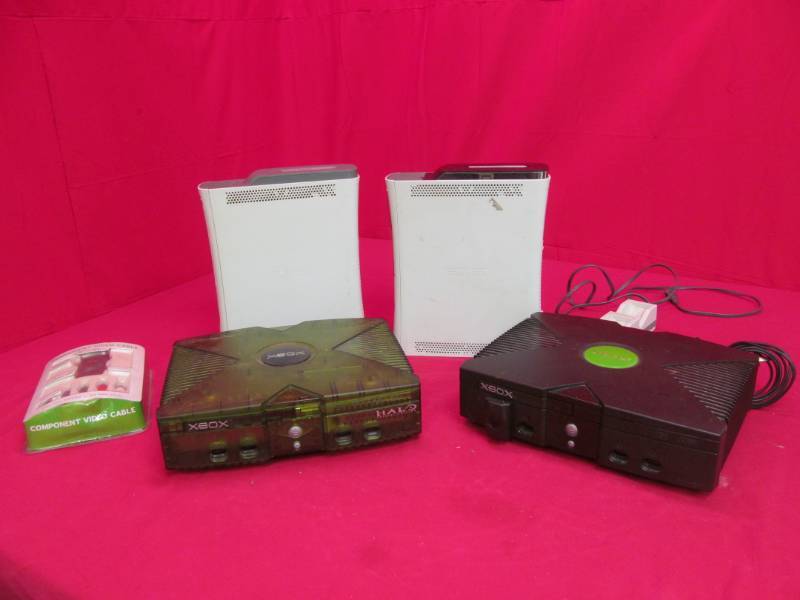 lot 42 image: Xbox 360 equipment