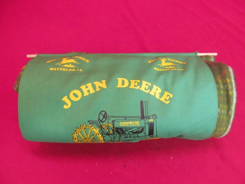 lot 70 image: John Deere throw, wall calendar