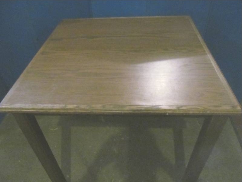 lot 129 image: table