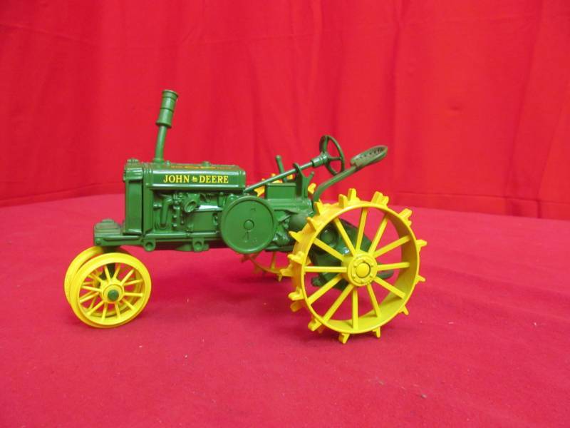 lot 77 image: John Deere1995
