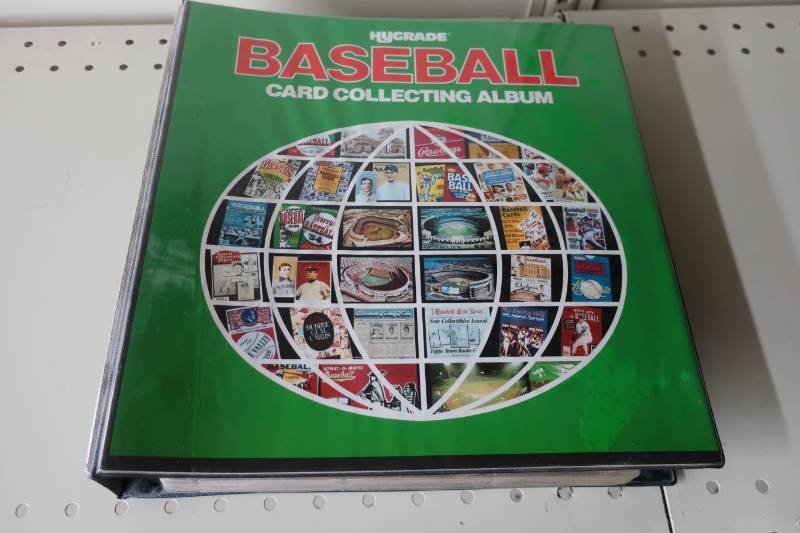 lot 512 image: Two Sets of Baseball Cards