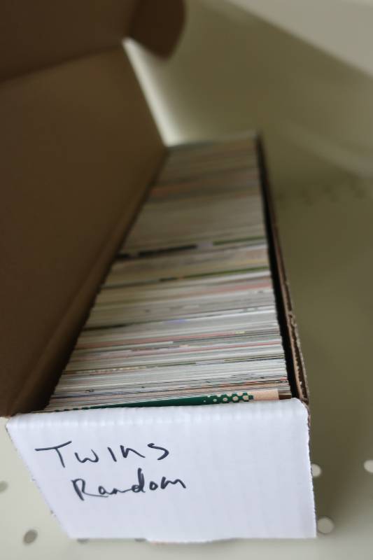 lot 548 image: 800 Count Box of Minnesota Twins Cards