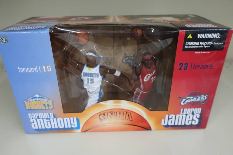 lot 596 image: Carmelo Anthony & Lebron James Figurine Set