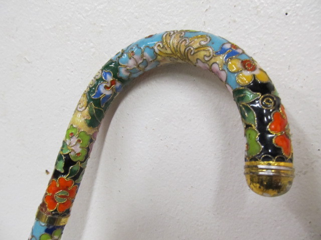 lot 29 image: Vintage Enameled Cloisonn CaneWalking Stick