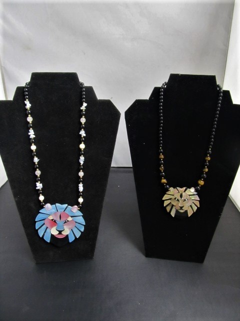 lot 72 image: Signed LEE SANDS Mother-of-Pearl & Shell Inlaid Large Pendant Necklaces