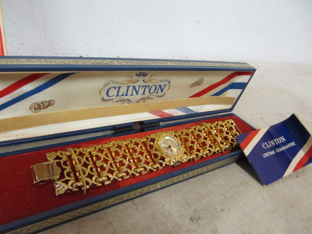 lot 70 image: NOS Vintage CLINTON Ladies Watch