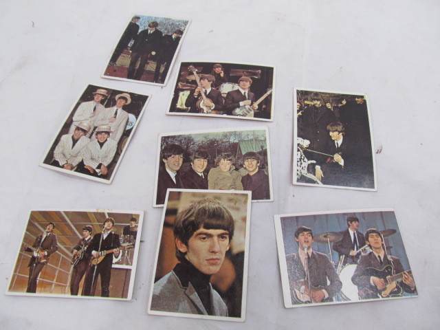 lot 121 image: Original Vintage BEATLES Trading Cards