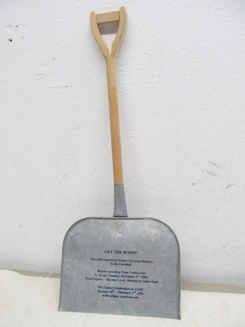 lot 133 image: Saint Paul Winter Carnival Promotional Shovel