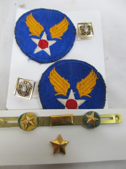 lot 158 image: Original WW2 Insignia & Patches