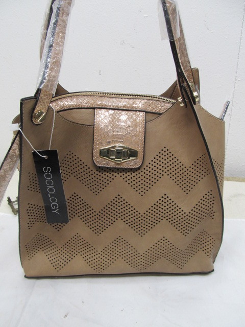 lot 174 image: BRAND NEW Large Size Ladies Purse