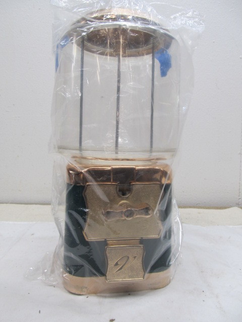 lot 182 image: BRAND NEW Gumball Machine